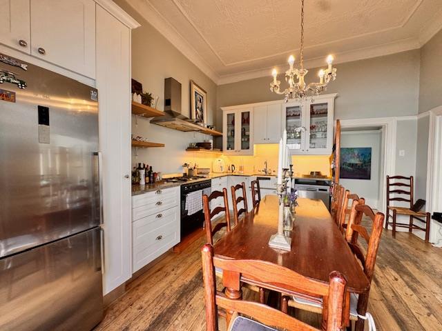 To Let 3 Bedroom Property for Rent in Fresnaye Western Cape